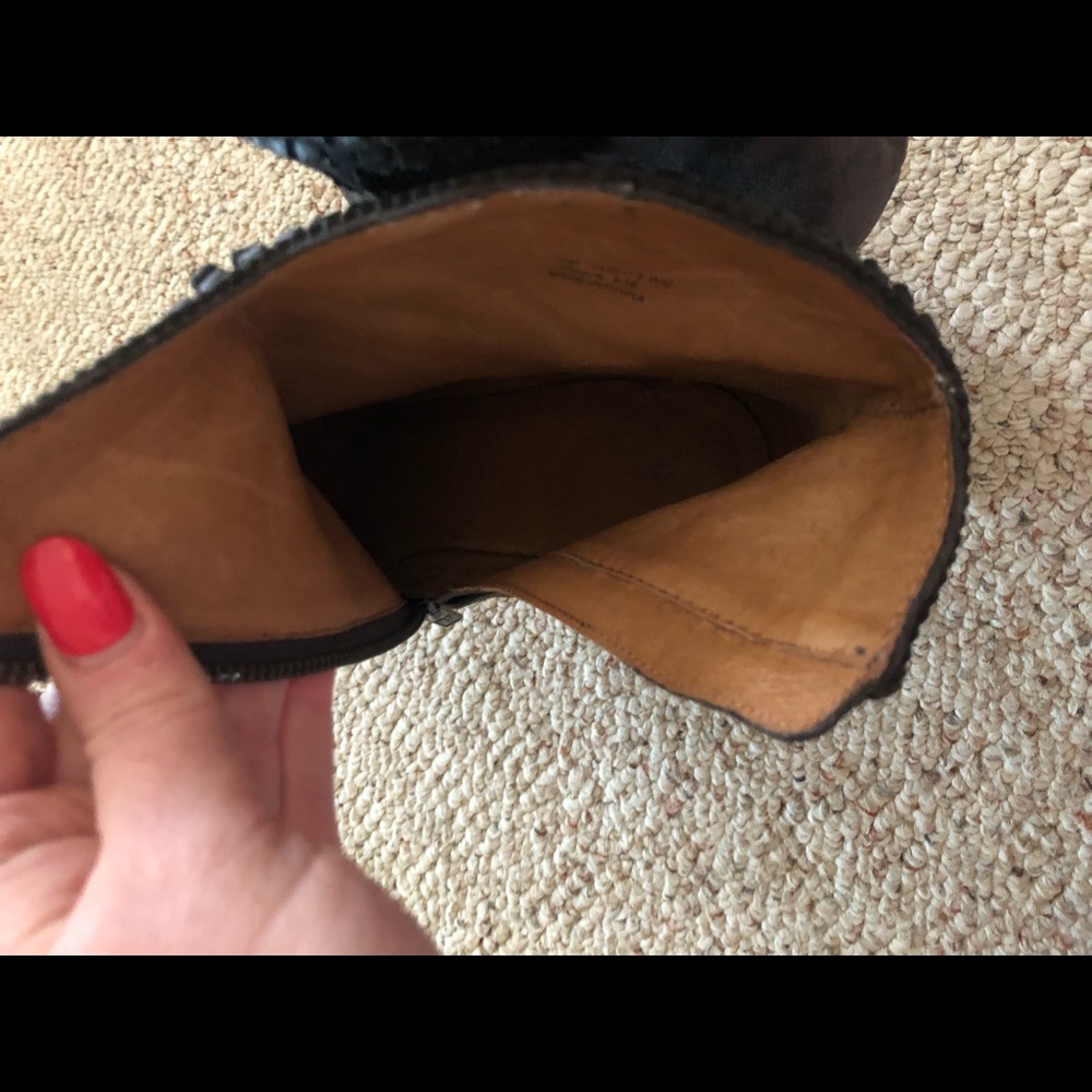 Frye Boots - Picture 8 of 8
